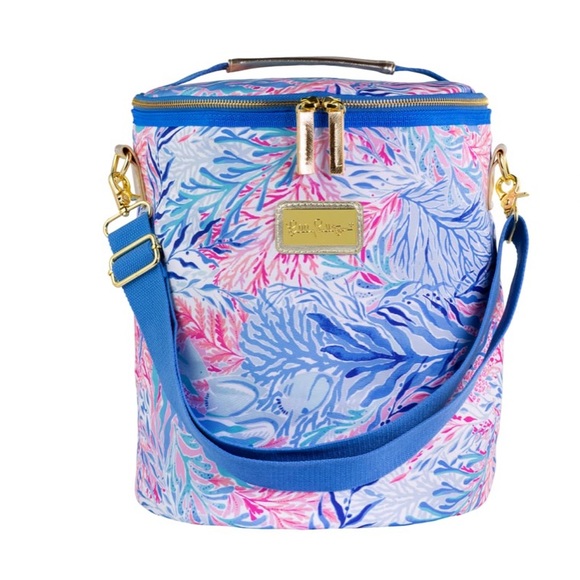Lilly Pulitzer Handbags - Lilly Pulitzer Cooler Bag Wine Carrier Coastal Coral Blue Pink Beach Picnic NWT